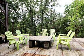 Quiet Infrared Sauna Retreat