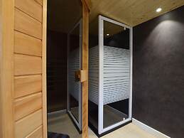 Renovated Chalet Near Durbuy