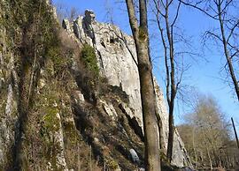 Renovated Chalet Near Durbuy