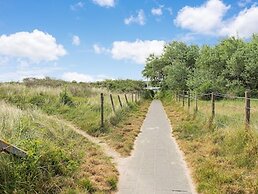 Middelkerke Mobile Home With Garden