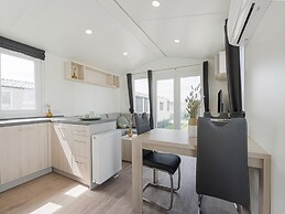 Middelkerke Mobile Home With Garden