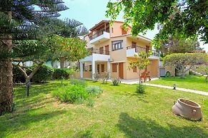 Villa Karteros with private pool