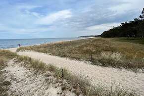 Holiday Home With Direct Access to the Beach