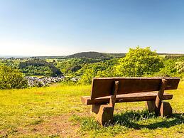 Apartment in Deudesfeld With Private Terrace
