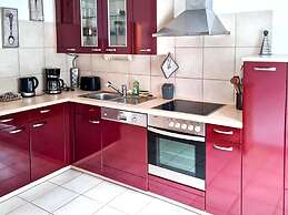 Apartment in Deudesfeld With Private Terrace