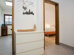 Apartment With Balcony in Neuastenberg