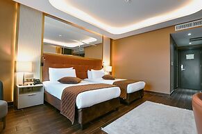 Petra Moon Luxury Hotel