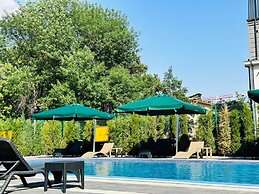 Rich Park Hotel