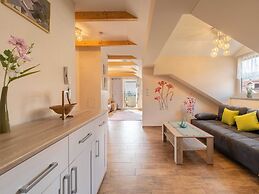 Apartment in Gleissenberg With Garden & BBQ