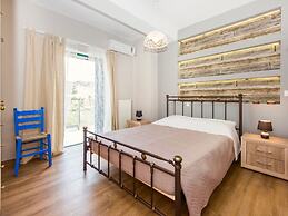 Villa in Gerani With Pool and Sea Views