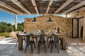 311 Villa con Piscina ad Ostuni