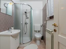 Holiday House in Novigrad With Pool