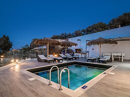 Villa in Zakynthos With Sea Views & Pool