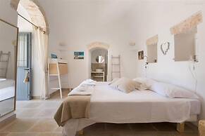 661 Villa con Piscina e Vista Panoramica a Ostuni