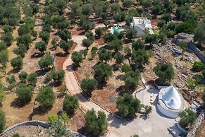 661 Villa con Piscina e Vista Panoramica a Ostuni