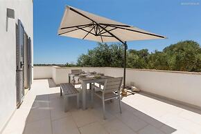 661 Villa con Piscina e Vista Panoramica a Ostuni