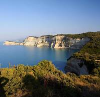 Apartment in Mpenitses With Sea Views & Pool