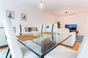 Benfica Prime Terrace by Homing