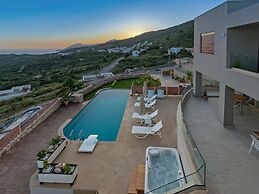 Modern Villa With Private Pool in Plakias