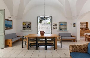 1675 Masseria Villa in Torre Specchia Ruggeri