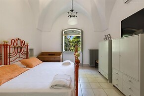 1675 Masseria Villa in Torre Specchia Ruggeri