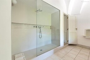 1675 Masseria Villa in Torre Specchia Ruggeri