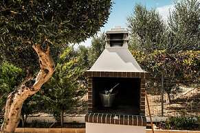 Villa in Crete With Stunning Views & Privacy