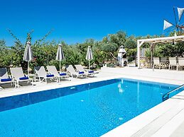Villa in Crete With Stunning Views & Privacy