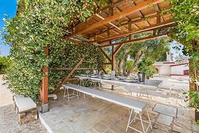 737 Trulli con Piscina ad Ostuni