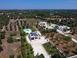 2077 Villa Giordano by Perle di Puglia