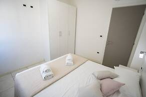 Rimini Bay Suites & Residence
