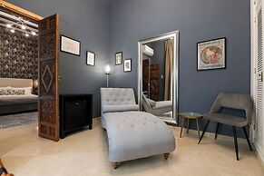 Boutique Suites