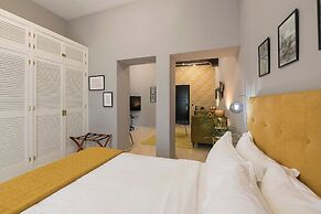 Boutique Suites