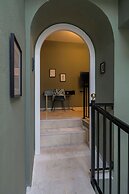 Boutique Suites