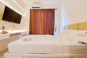 Comfy And Fancy Studio Apartment At Sky House Bsd