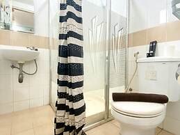 Cozy Studio (No Kitchen) At 1St Floor Metropark Condominium Jabebeka A