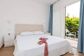 Angelina Hotel