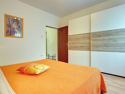 Apartment in Medulin Near Sandy Beaches