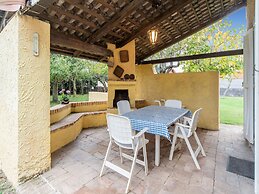 Beautiful Holiday Home in Ardea With Garden