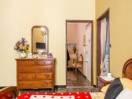 Elegant City-centre Flat