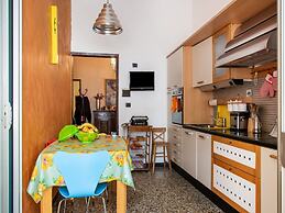 Elegant City-centre Flat