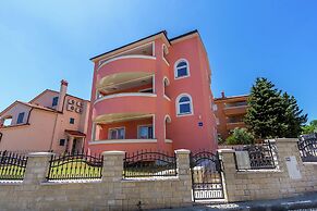 Apartment in Medulin With Balconies