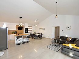 Villa in Starigrad With Heated Pool
