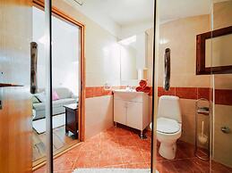 Charming 2-bed Apartment