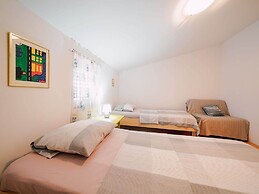 Charming 2-bed Apartment