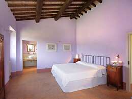 Orte Villa for 8 With Parking