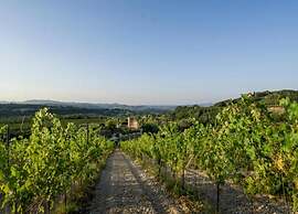 Orte Villa for 8 With Parking