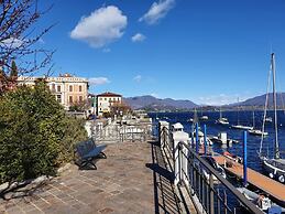 Pleasant Apartment by the Lake