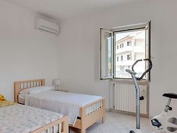 Belvilla by OYO Villa Intera 12 Pax
