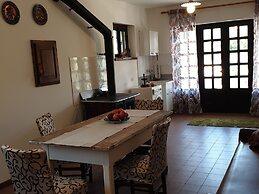 Vesime Villa With Garden